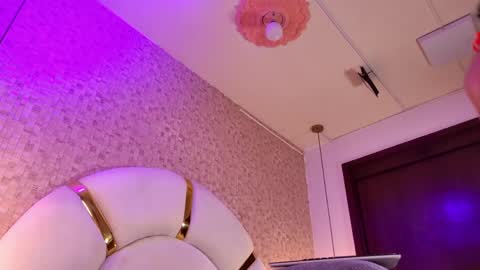 Snapshot of caroline_palmerr chatting on 14, 4, 2026 Carolina online show from 14, 4, 2026