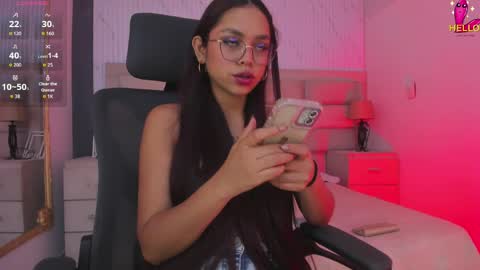 Caroline online show from 10, 4, 2026