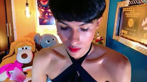 carolinejesh online show from 19, 4, 2026