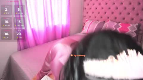 Caroline  online show from 12, 3, 2026