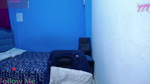 Carolinhe  online show from 28, 5, 2026