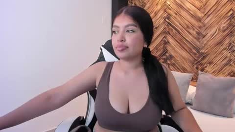 carriepink_ online show from 12, 9, 2025