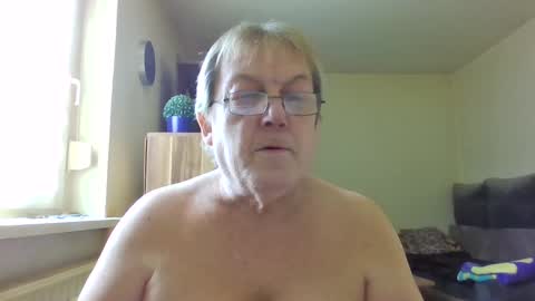 carsten21101 online show from 23, 2, 2025