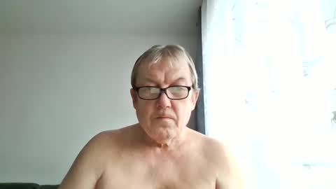 carsten21101 online show from 4, 2, 2026