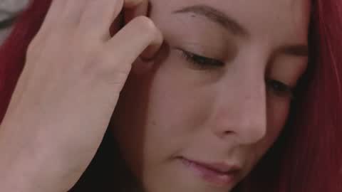 Casandra  online show from 9, 4, 2026