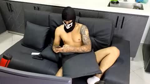 Snapshot of cash_master777 chatting on 22, 5, 2026 cash_master777 online show from 22, 5, 2026