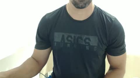 cashmastermuscle77 online show from 10, 2, 2026