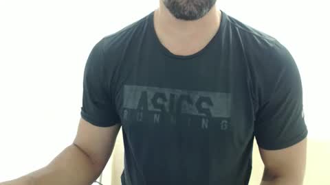 cashmastermuscle77 online show from 20, 2, 2026