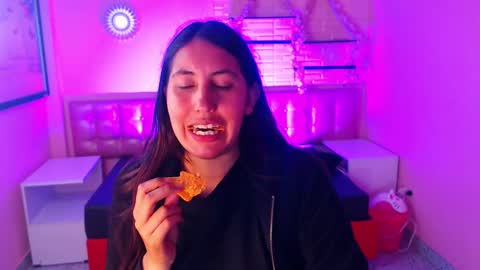 573215024606 online show from 19, 9, 2025