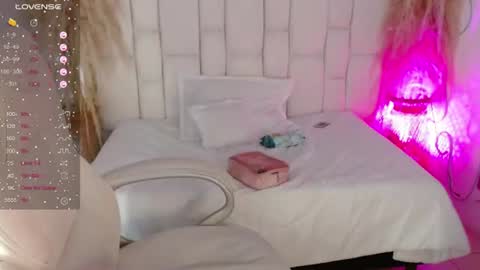 Cassandra online show from 14, 7, 2026