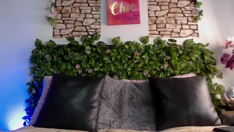 Snapshot of cassie_fletcher chatting on 11, 1, 2025 Casie online show from 11, 1, 2025