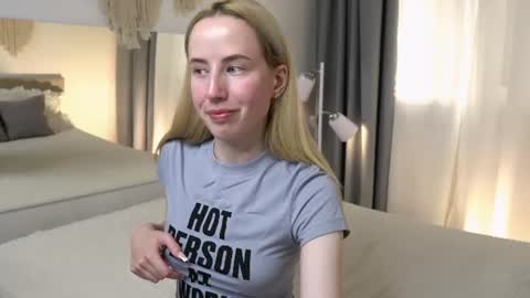 Snapshot of cassie_kelman chatting on 14, 7, 2026 Cassie online show from 14, 7, 2026
