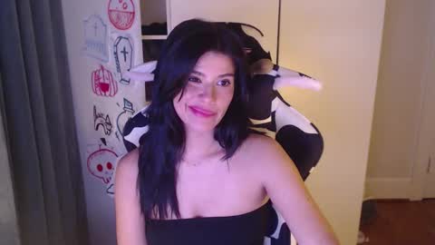 cassiealvarez online show from 30, 10, 2025