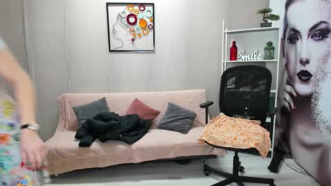 CassieJonas online show from 22, 12, 2025