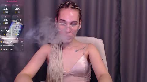 Snapshot of cassiemich chatting on 22, 12, 2024 Cassie online show from 22, 12, 2024