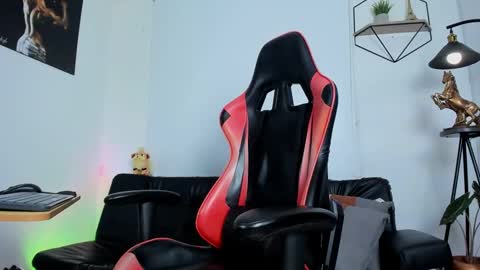 Matheo Brown online show from 28, 2, 2025