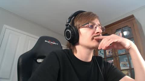 casuallycorrupt online show from 25, 5, 2026