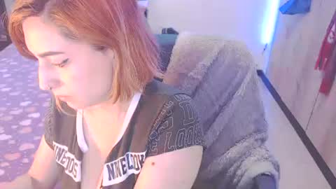 cat naughty online show from 6, 2, 2025