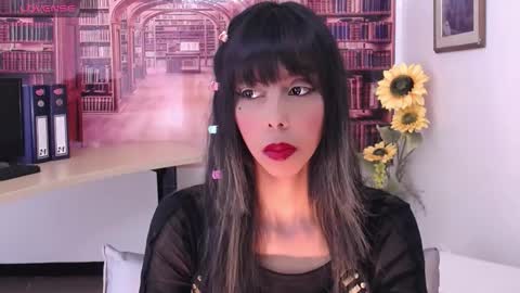 Queen Catalella online show from 23, 9, 2025