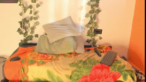 cataleya19__ online show from 23, 9, 2025