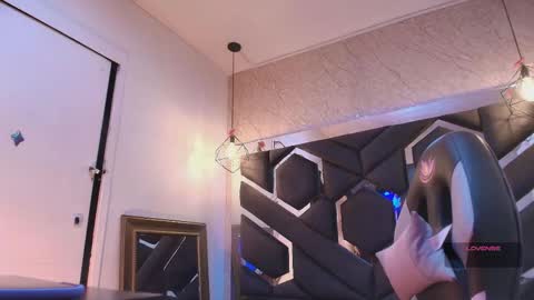 Cataleya online show from 4, 12, 2025