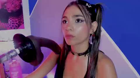 Snapshot of catalina_whore1 chatting on 20, 9, 2025 catalina_whore1 online show from 20, 9, 2025