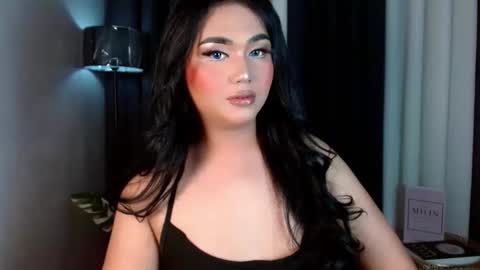 Snapshot of catherine_louise chatting on 31, 10, 2025 cath online show from 31, 10, 2025