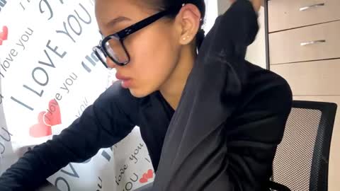 catherinepirs online show from 27, 3, 2026