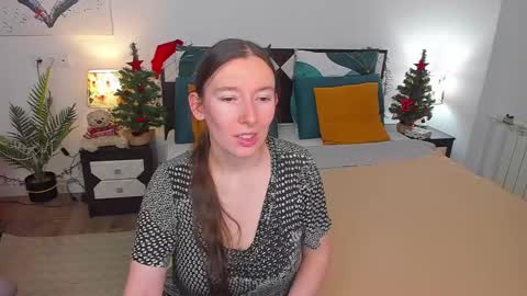 Snapshot of catherinewalls chatting on 27, 12, 2024 Catrin online show from 27, 12, 2024