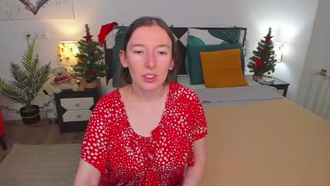 Snapshot of catherinewalls chatting on 30, 12, 2024 Catrin online show from 30, 12, 2024