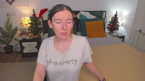 Snapshot of catherinewalls chatting on 6, 1, 2025 Catrin online show from 6, 1, 2025