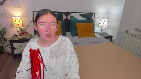 Snapshot of catherinewalls chatting on 10, 2, 2025 Catrin online show from 10, 2, 2025