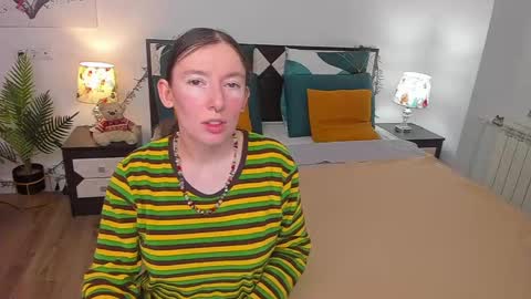 Snapshot of catherinewalls chatting on 17, 2, 2025 Catrin online show from 17, 2, 2025