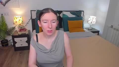 Snapshot of catherinewalls chatting on 3, 3, 2025 Catrin online show from 3, 3, 2025
