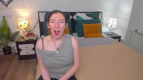 Snapshot of catherinewalls chatting on 6, 3, 2025 Catrin online show from 6, 3, 2025