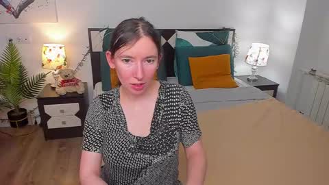 Snapshot of catherinewalls chatting on 10, 3, 2025 Catrin online show from 10, 3, 2025