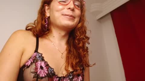 Snapshot of catnessa_ chatting on 28, 12, 2024 Catalina Restrepo online show from 28, 12, 2024