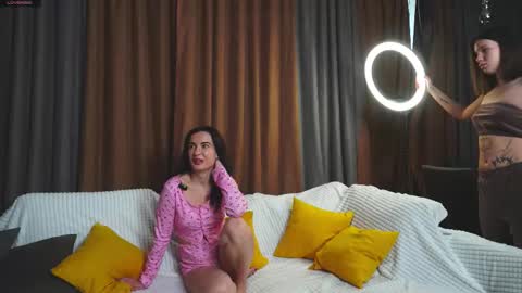 catolinanight online show from 4, 12, 2025