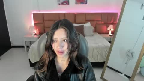 Snapshot of catti_brie_ chatting on 12, 5, 2026 catti_brie_ online show from 12, 5, 2026