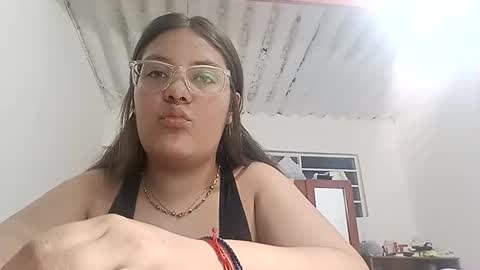 Snapshot of cattigoon chatting on 15, 4, 2026 cattigoon online show from 15, 4, 2026