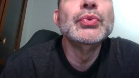 Snapshot of cazzoita74 chatting on 28, 1, 2025 Mr. CumOnYourFace74 online show from 28, 1, 2025