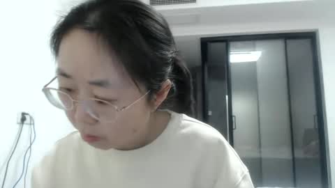 Snapshot of cbz112233 chatting on 1, 2, 2025 ANNYANNY online show from 1, 2, 2025