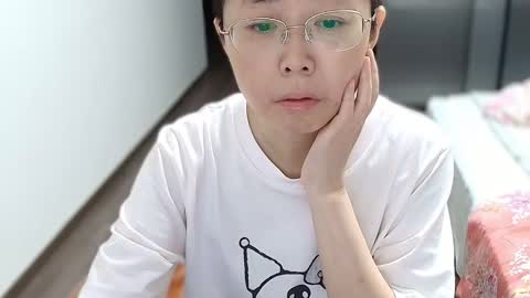 Snapshot of cbz112233 chatting on 13, 9, 2025 ANNYANNY online show from 13, 9, 2025