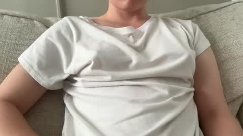 Claire online show from 19, 4, 2026