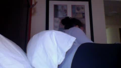 Snapshot of cece_vibez chatting on 2, 12, 2024 cece_vibez online show from 2, 12, 2024