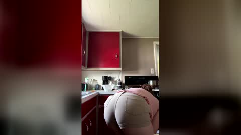 Snapshot of cecerose813 chatting on 12, 4, 2026 cecerose813 online show from 12, 4, 2026