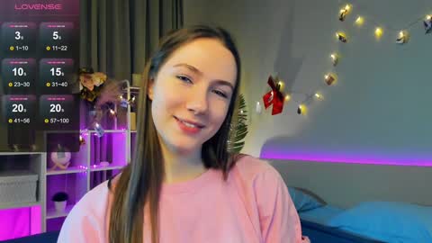 Josie Manesi online show from 7, 2, 2025