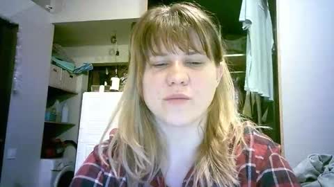 Snapshot of celeste_naughty_ chatting on 27, 2, 2026 celeste_naughty_ online show from 27, 2, 2026