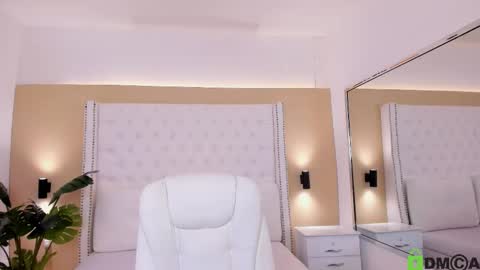 Celeste Wayne online show from 25, 2, 2026