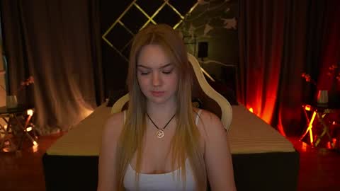 celestenoirr online show from 13, 4, 2026